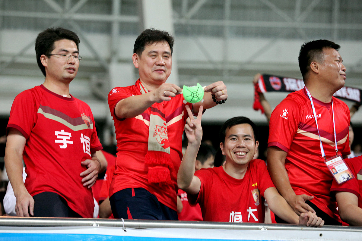 爱游戏app-北京国安发布备战花絮，清晨回应争议，足总杯任务艰巨，轮换策略成焦点(取名北雁南飞为什么不合法)